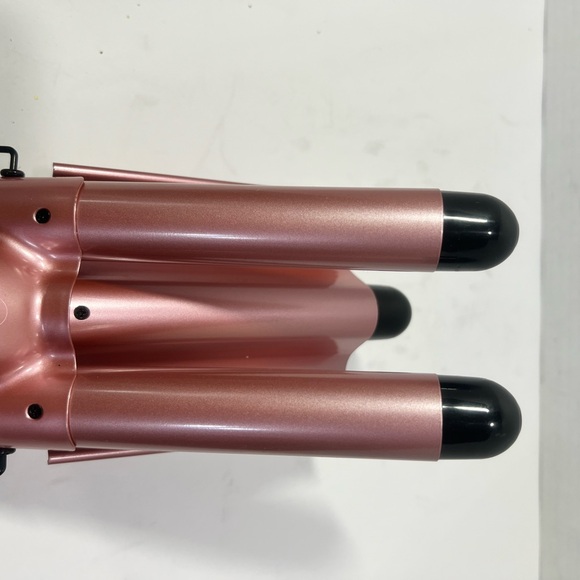 Digital Pink Curling Iron - Picture 3 of 6